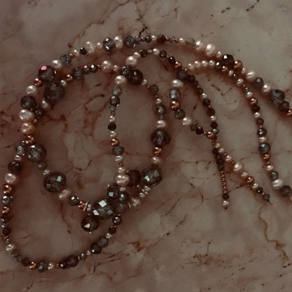 blue diamond and pearl necklace